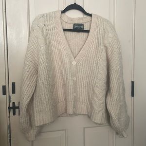 American Eagle Knit Buttoned Cardigan